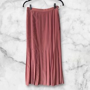 Vintage CHANEL Pink pleaded Skirt - BEAUTIFUL!